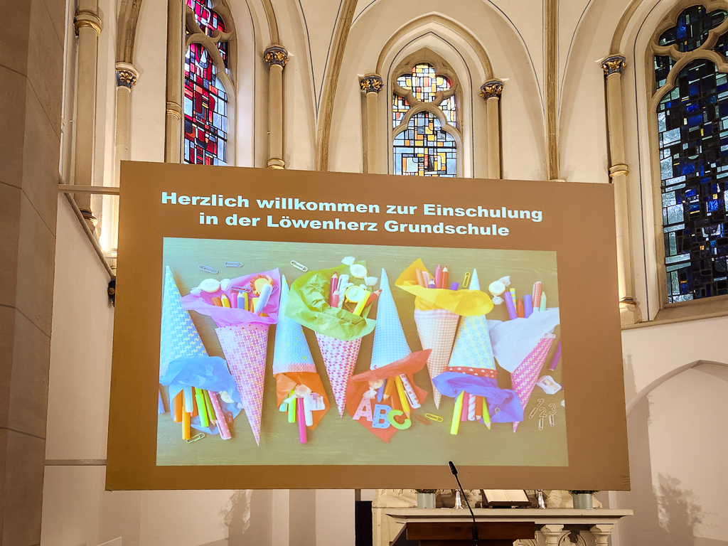 Begrüßung im Gottesdienst